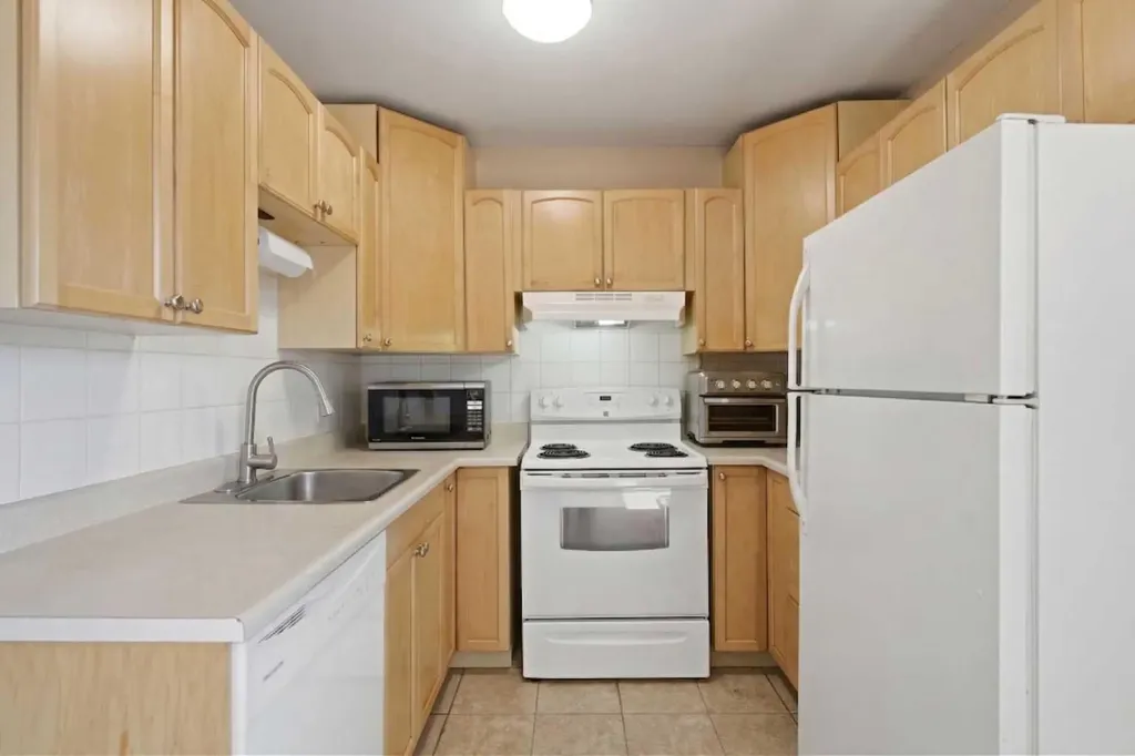 6333 24 Avenue NE Calgary AB T1Y2C5