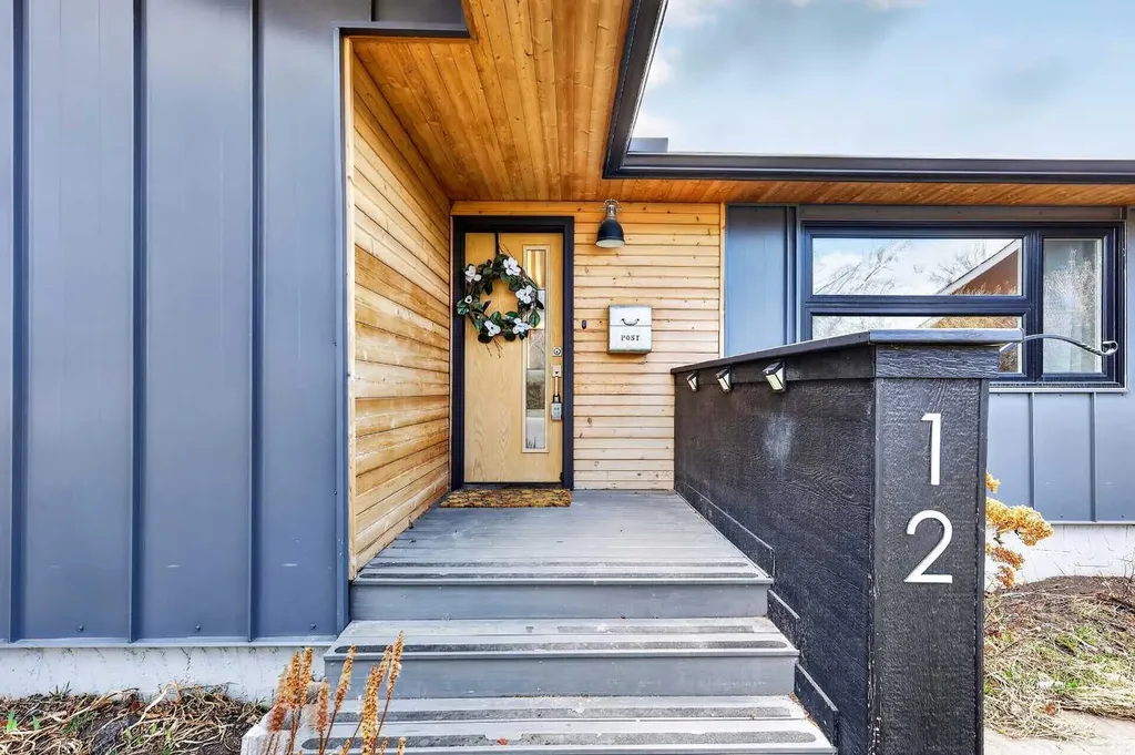 12 Glacier Drive SW Calgary AB T3E 5A1