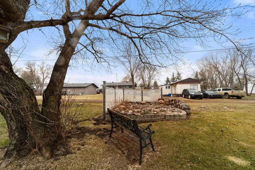 5114 48 Street Strome AB T0B 4H0