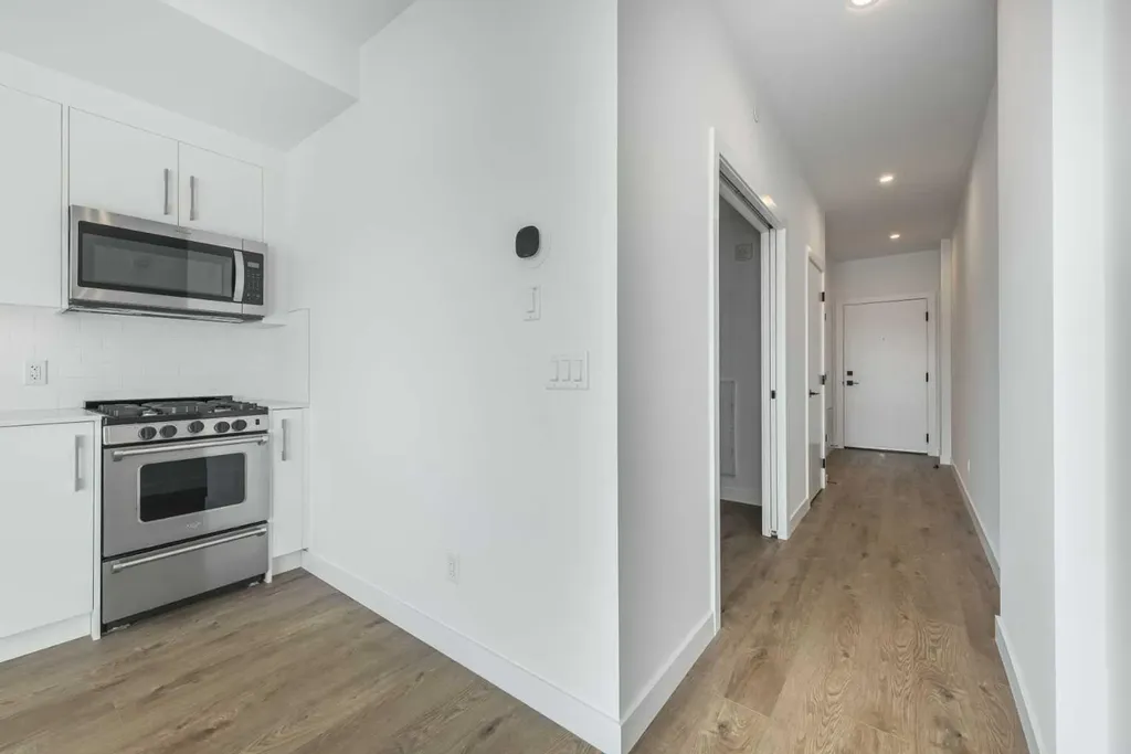 110 18 A Street NW Calgary AB T2N5G5