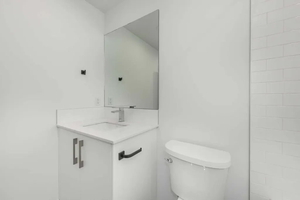 110 18 A Street NW Calgary AB T2N5G5