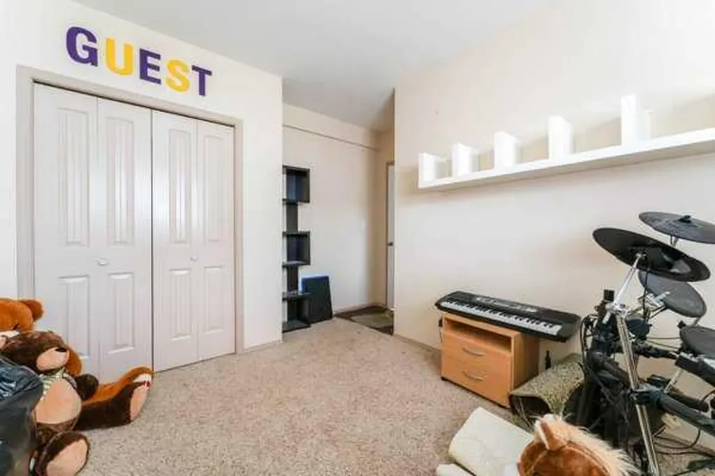 4214 56 Street Taber AB T1G 2J2