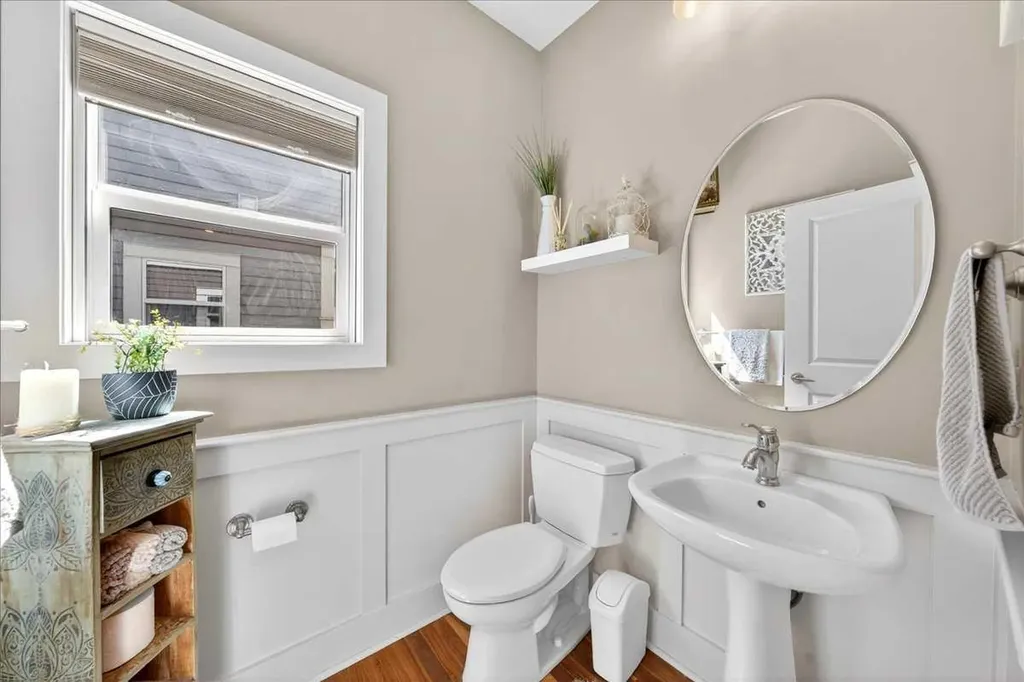 917 Channelside Road SW Airdrie AB T4B 3J3