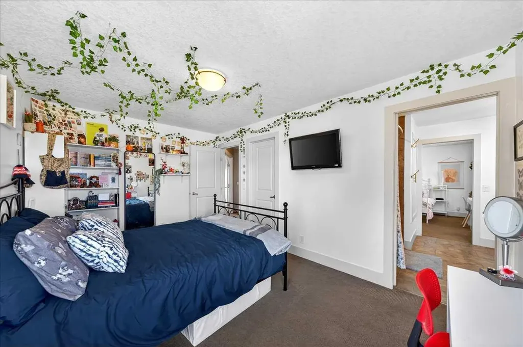 917 Channelside Road SW Airdrie AB T4B 3J3