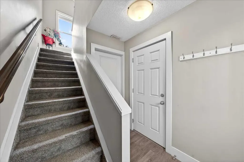 917 Channelside Road SW Airdrie AB T4B 3J3