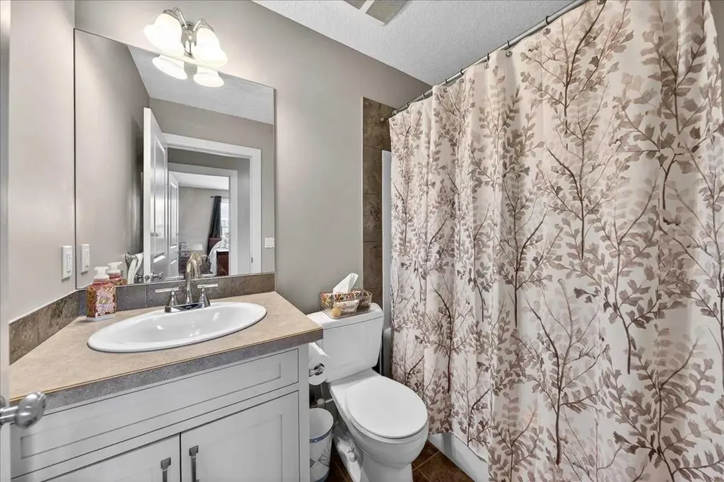 917 Channelside Road SW Airdrie AB T4B 3J3