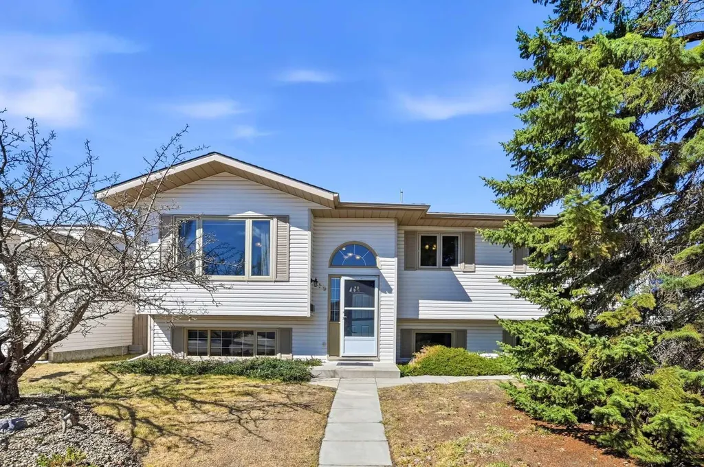 139 Donnelly Crescent Red Deer AB T4R 2L7