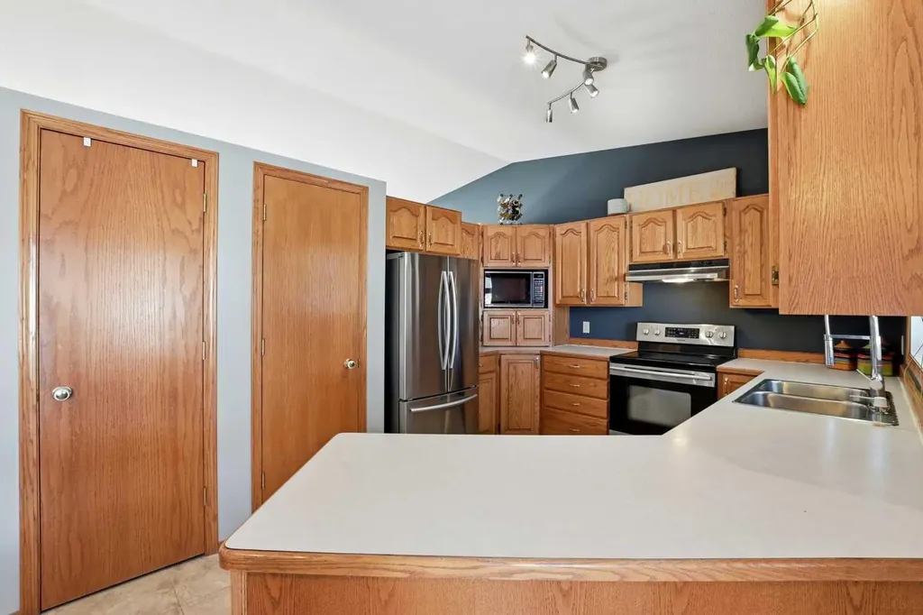 139 Donnelly Crescent Red Deer AB T4R 2L7