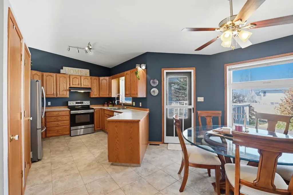 139 Donnelly Crescent Red Deer AB T4R 2L7
