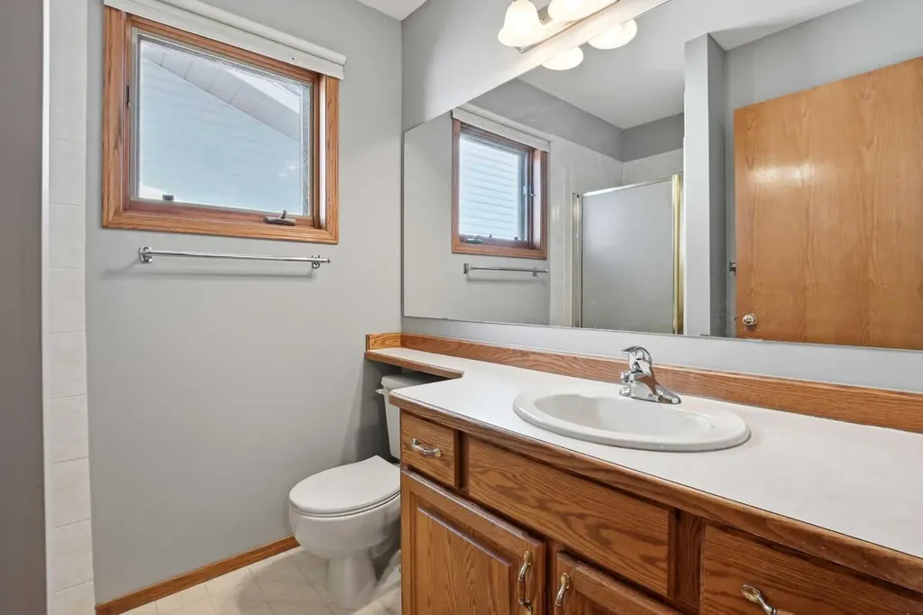 139 Donnelly Crescent Red Deer AB T4R 2L7