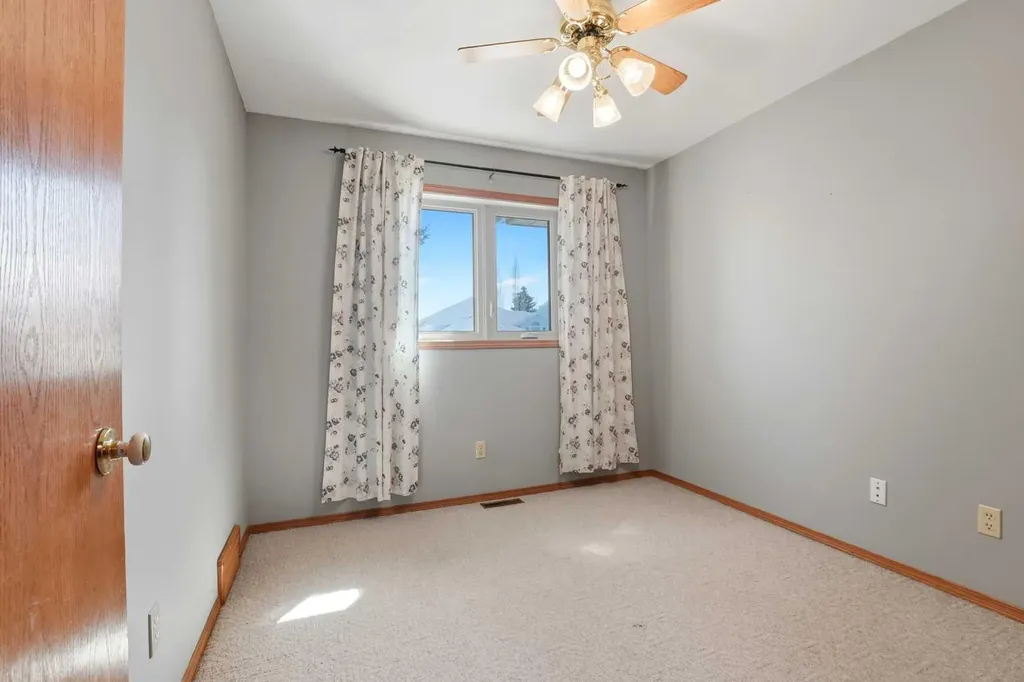 139 Donnelly Crescent Red Deer AB T4R 2L7