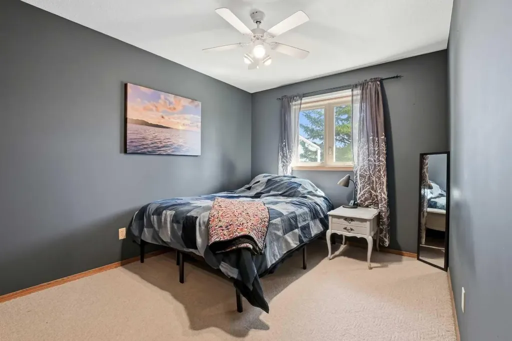 139 Donnelly Crescent Red Deer AB T4R 2L7