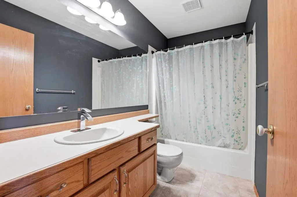 139 Donnelly Crescent Red Deer AB T4R 2L7