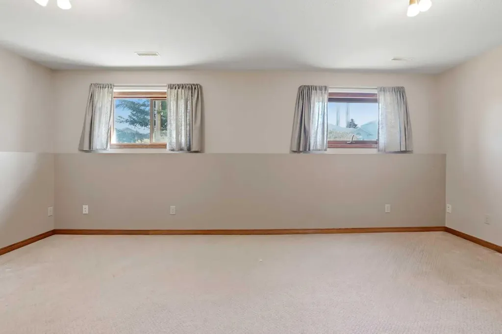 139 Donnelly Crescent Red Deer AB T4R 2L7