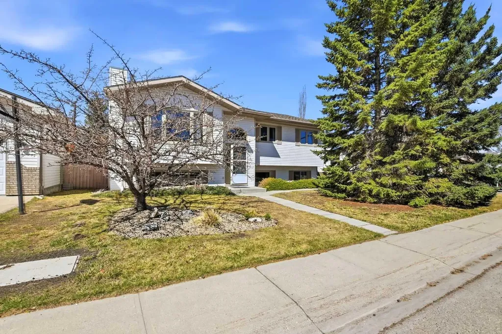 139 Donnelly Crescent Red Deer AB T4R 2L7