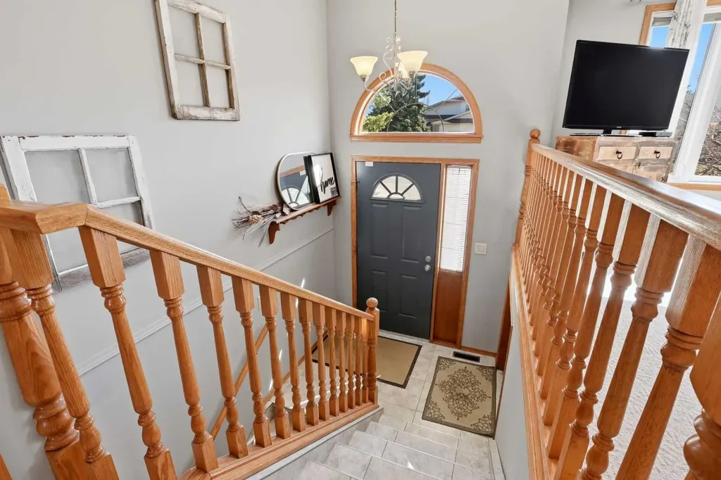 139 Donnelly Crescent Red Deer AB T4R 2L7