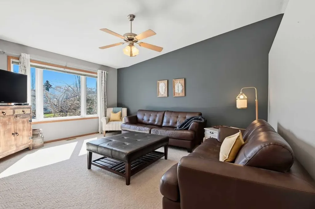 139 Donnelly Crescent Red Deer AB T4R 2L7