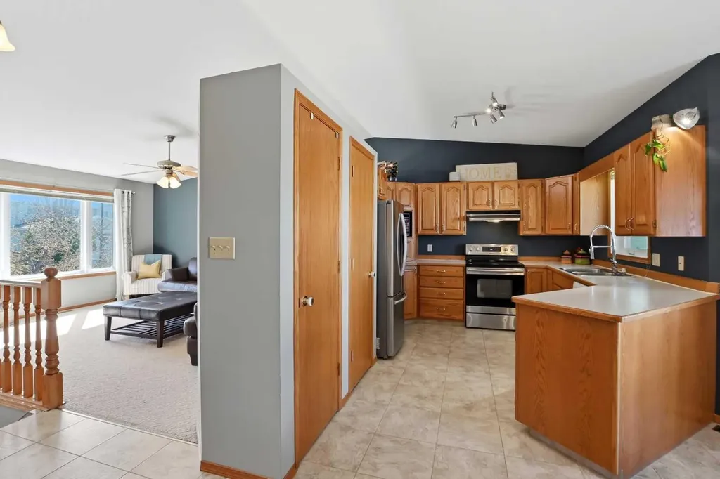 139 Donnelly Crescent Red Deer AB T4R 2L7