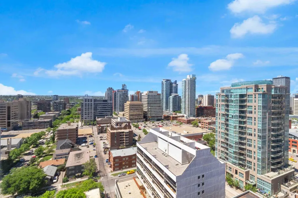 720 13 Avenue SW Calgary AB T2R 1M5