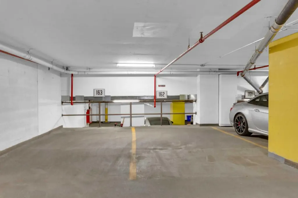 720 13 Avenue SW Calgary AB T2R 1M5