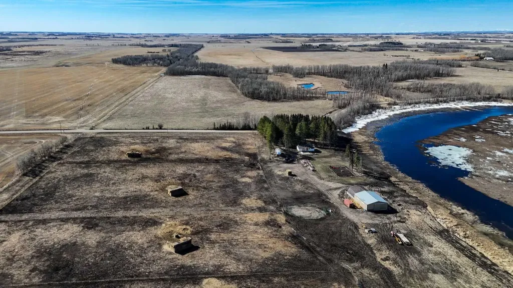 1250 343a Township Bowden AB T0M 0K0