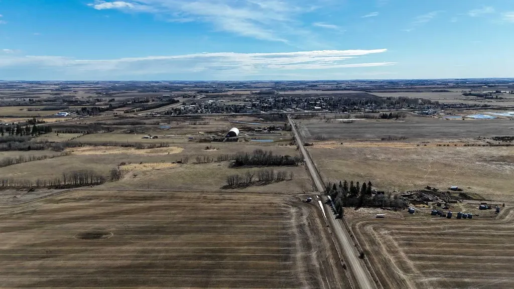 1250 343a Township Bowden AB T0M 0K0