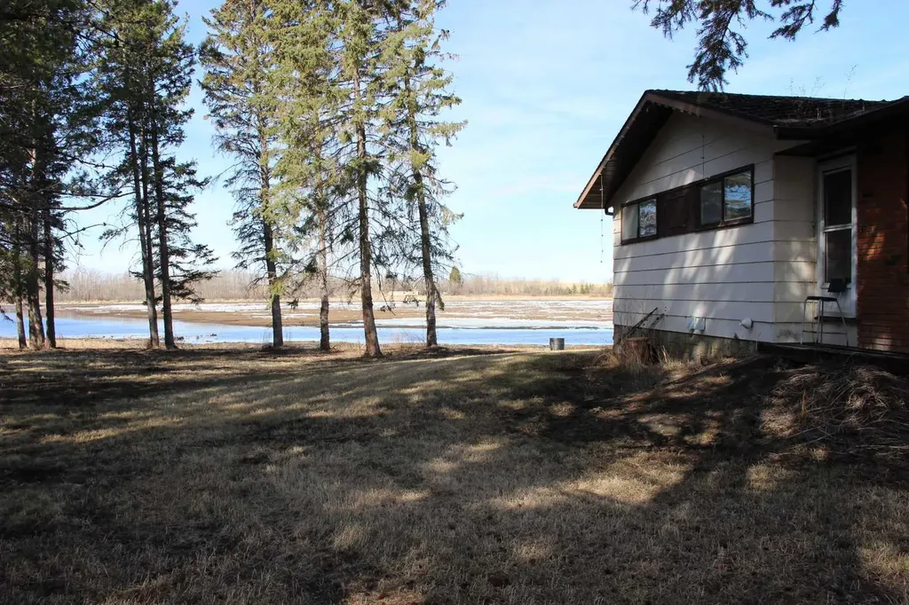 1250 343a Township Bowden AB T0M 0K0
