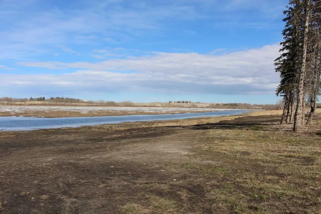 1250 343a Township Bowden AB T0M 0K0