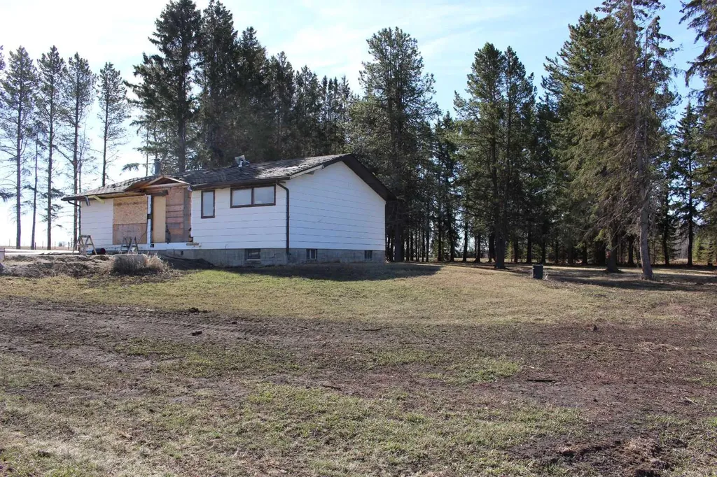 1250 343a Township Bowden AB T0M 0K0
