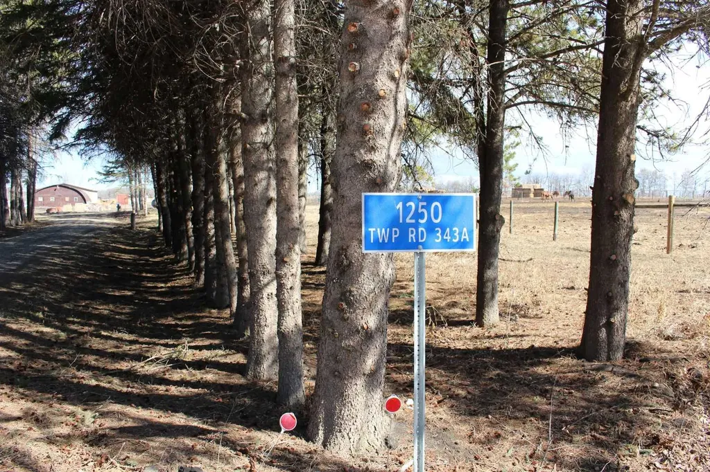 1250 343a Township Bowden AB T0M 0K0