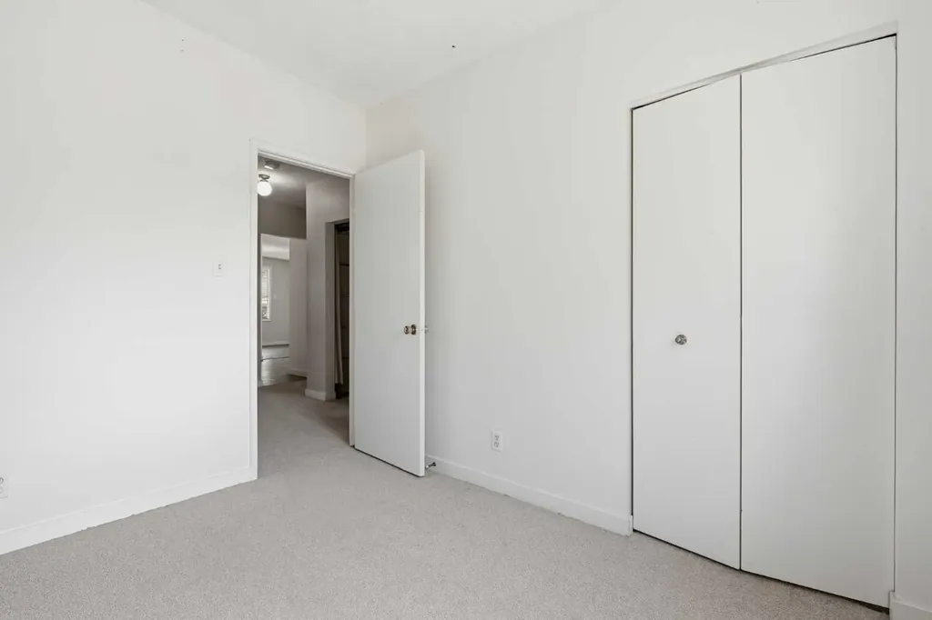 11759 Canfield Road SW Calgary AB T2W1J6