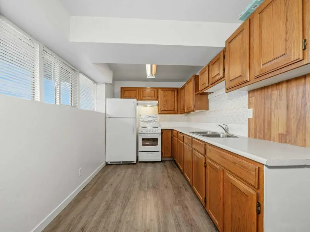 11759 Canfield Road SW Calgary AB T2W1J6
