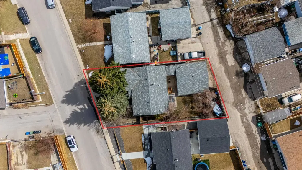 16 Rundleson Way NE Calgary AB T1Y 3N6