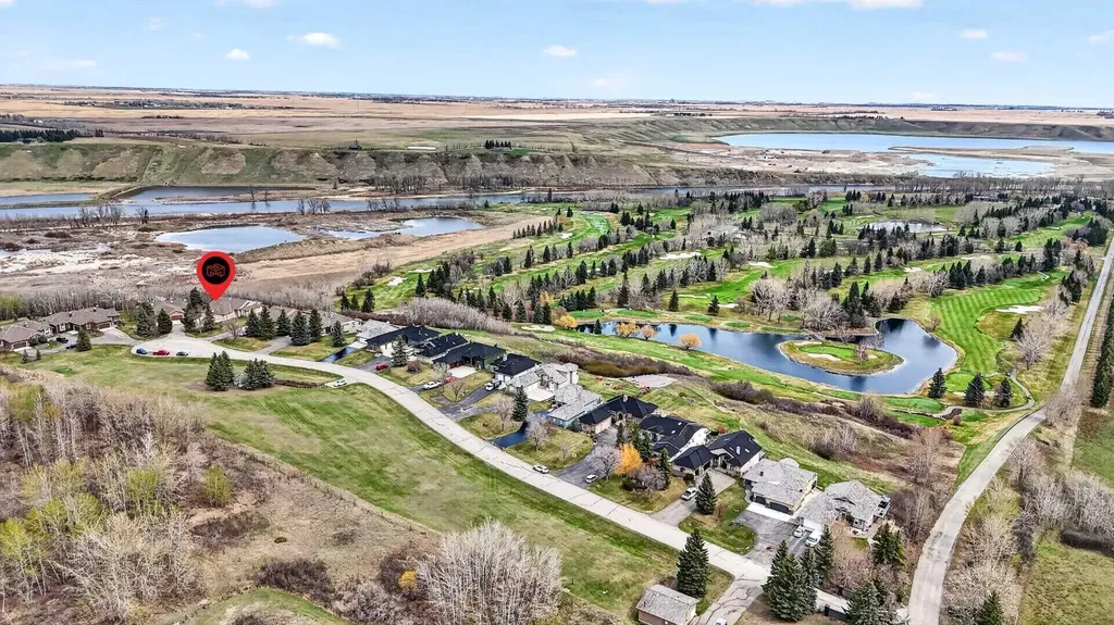 44 Cottonwood Boulevard Rural Foothills County AB T1S 4W2