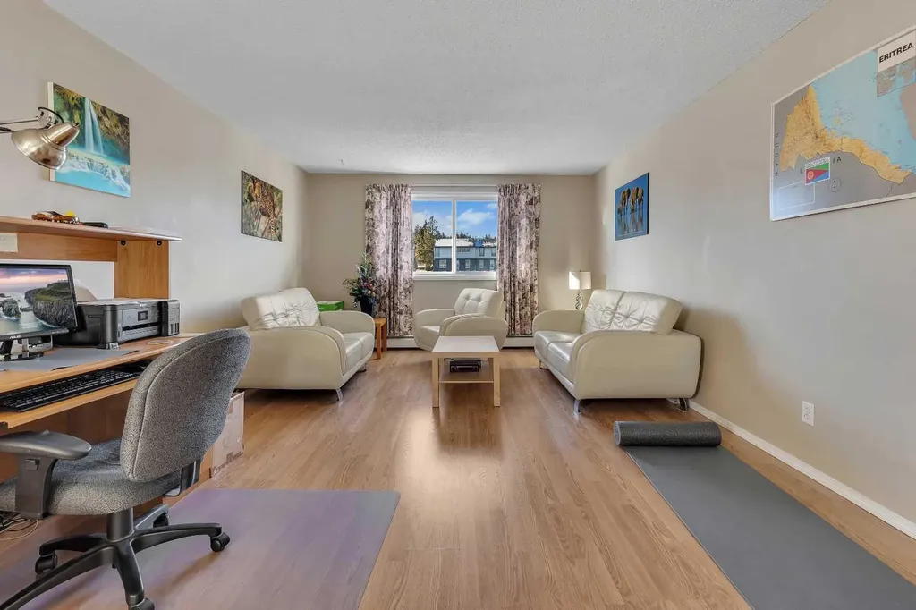 6464 Travois Crescent NW Calgary AB T2K 3S9