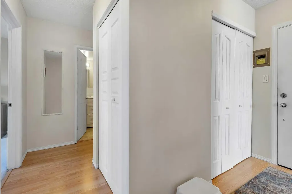 6464 Travois Crescent NW Calgary AB T2K 3S9