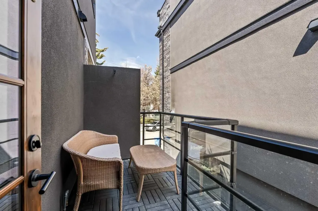 125 41 Avenue SW Calgary AB T2S 3H3