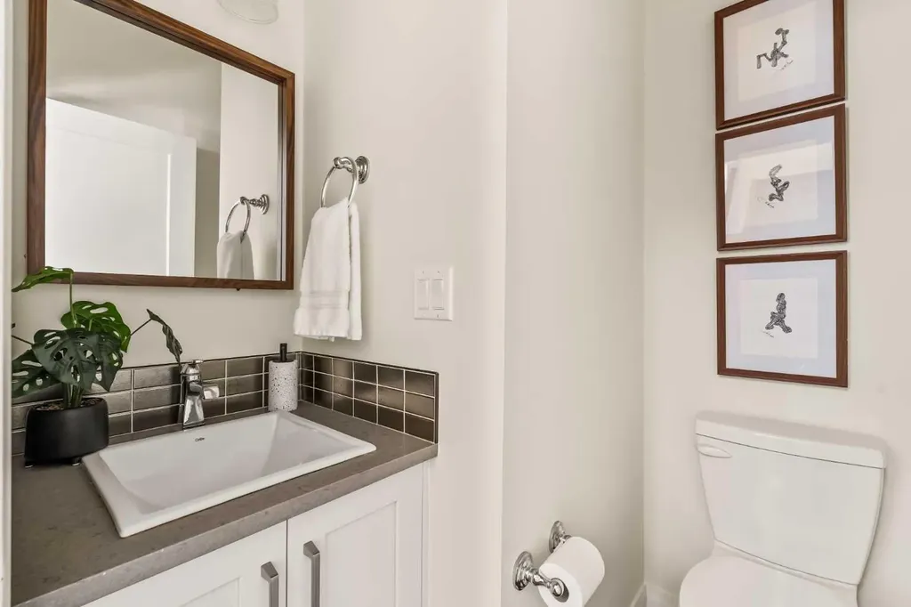 125 41 Avenue SW Calgary AB T2S 3H3