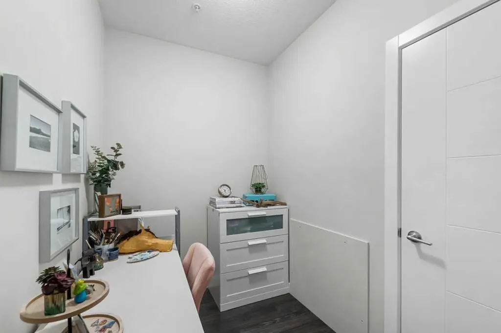 20 Sage Hill Terrace NW Calgary AB T3R 0W8