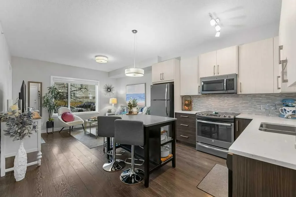 20 Sage Hill Terrace NW Calgary AB T3R 0W8