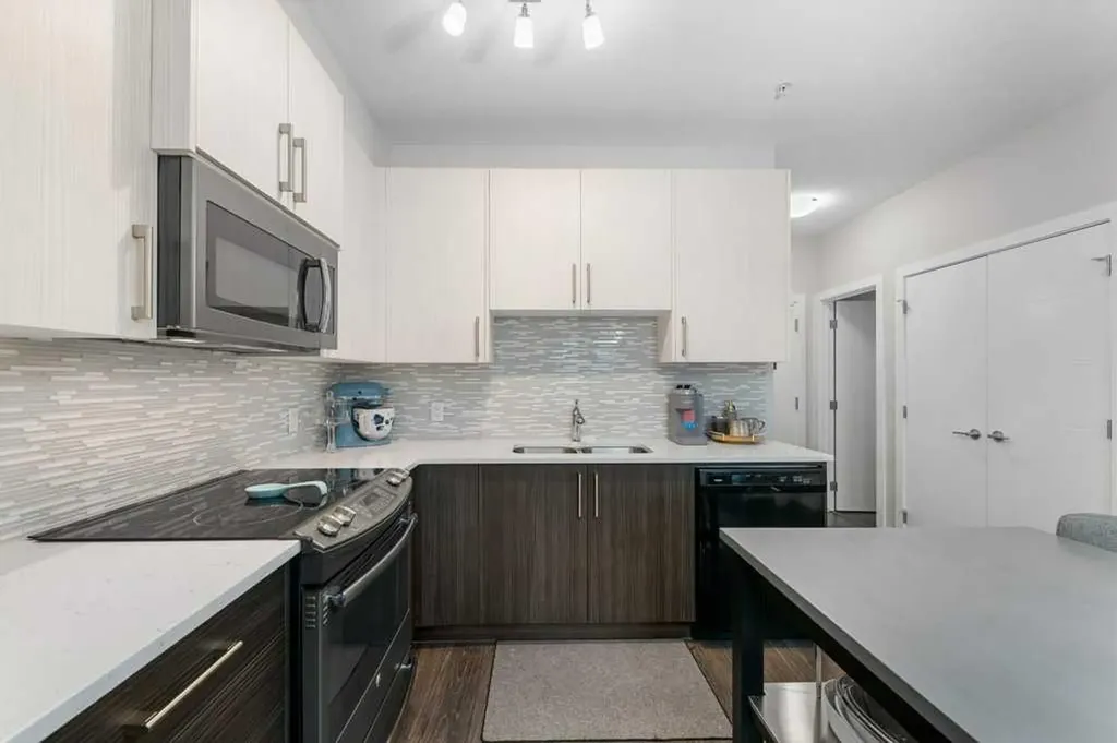 20 Sage Hill Terrace NW Calgary AB T3R 0W8