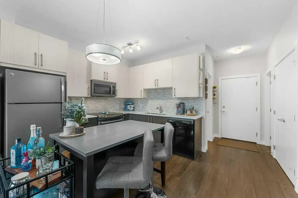 20 Sage Hill Terrace NW Calgary AB T3R 0W8