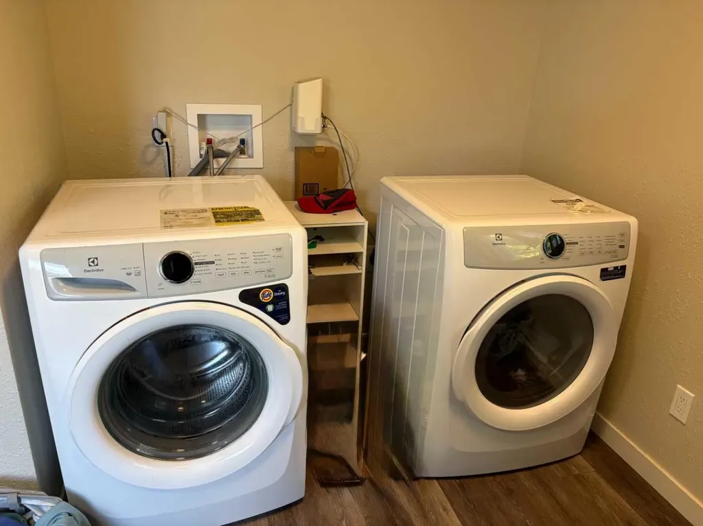 5821 44 Avenue Red Deer AB T4N 3J4