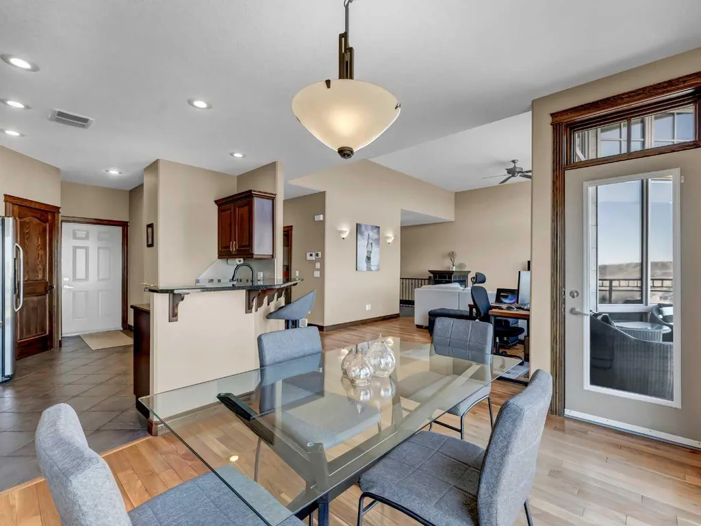 16 Palisades Mews NE Medicine Hat AB T1C 2B5