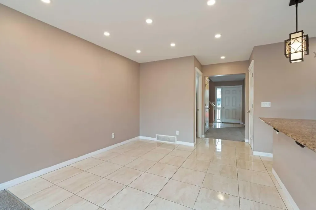 74 Skyview Point Green NE Calgary AB T3N 1B6