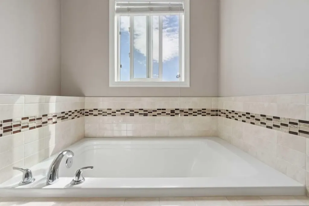 74 Skyview Point Green NE Calgary AB T3N 1B6