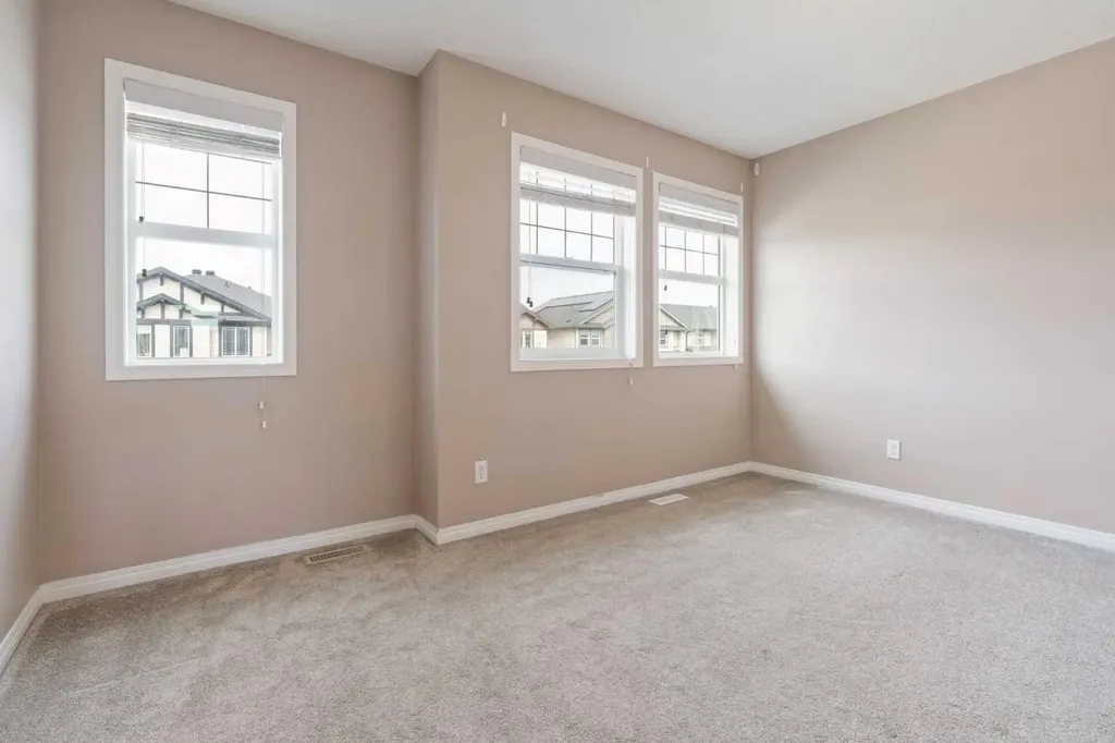 74 Skyview Point Green NE Calgary AB T3N 1B6