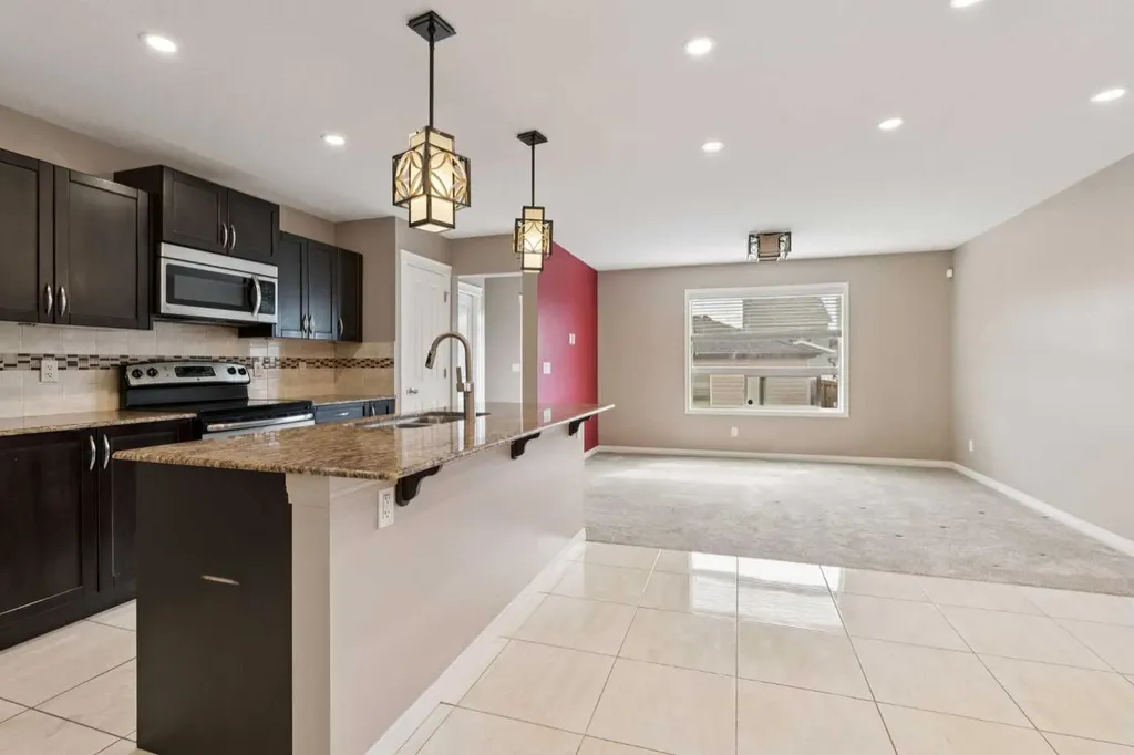 74 Skyview Point Green NE Calgary AB T3N 1B6
