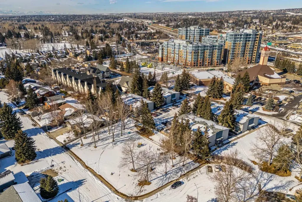 5315 53 Avenue NW Calgary AB T3A 2E7