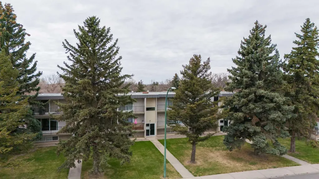 218 Mayor Magrath Drive N Lethbridge AB T1H 3P8